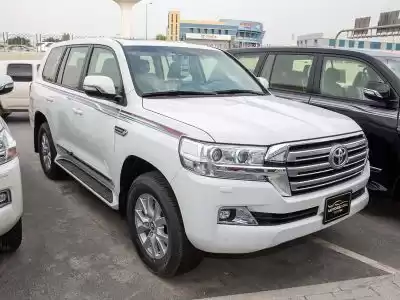 Yepyeni Toyota Unspecified Satılık içinde Doha #7346 - 1  image 